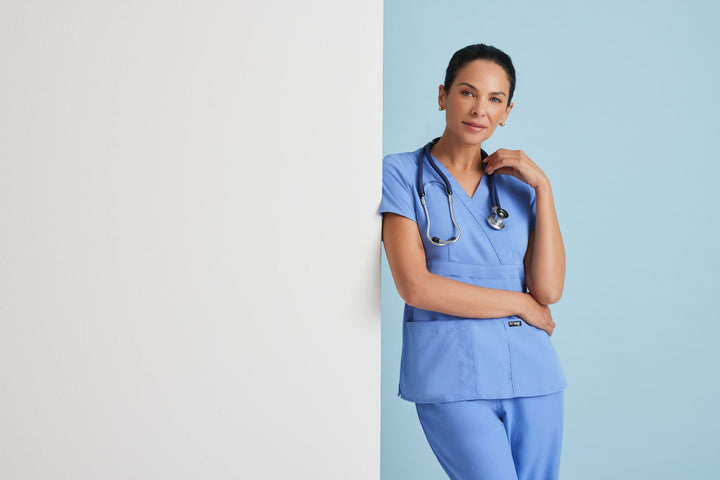 Riley Top - Ciel Blue - Jen's Scrubs